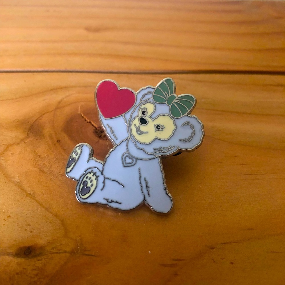 Shellie May Disney Pin
